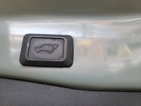 Used 2021 Toyota RAV4 XLE image 8