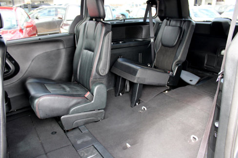 Used 2017 Dodge Grand Caravan GT image 9