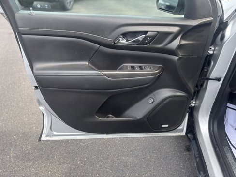 Used 2020 GMC Acadia SLT image 22