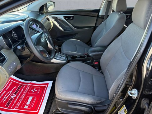 Used 2013 Hyundai Elantra GLS image 12