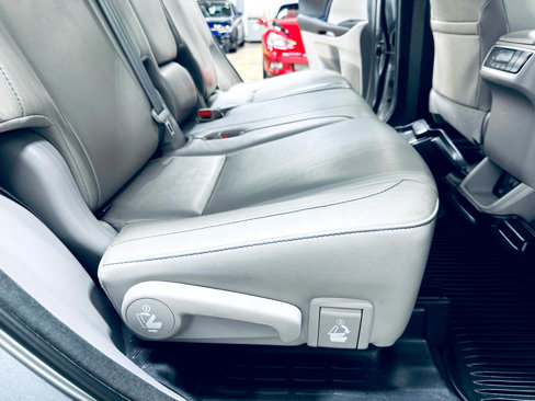 Used 2018 Toyota Highlander XLE w/ Protection Package #3 image 39
