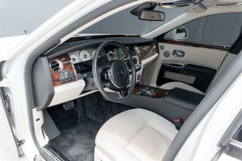 Used 2012 Rolls-Royce Ghost image 67