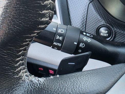 Used 2022 Subaru Forester Limited image 37