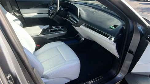 Used 2023 Cadillac Lyriq 2WD image 18