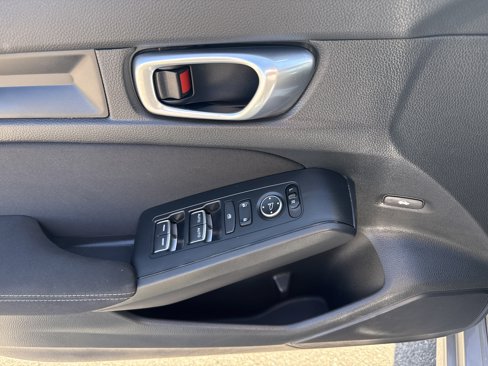 Used 2023 Honda Civic Sport image 17