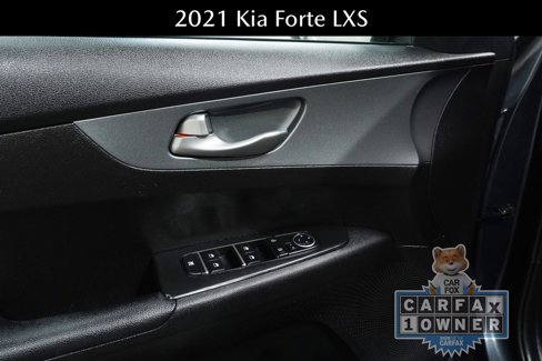 Used 2021 Kia Forte LXS image 17