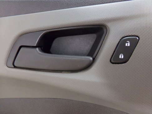 Used 2016 Chevrolet Sonic LS image 15