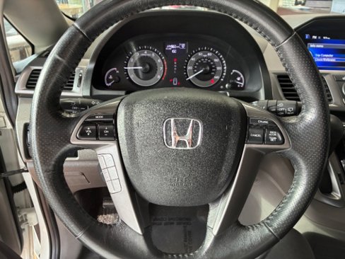 Used 2014 Honda Odyssey EX-L image 16