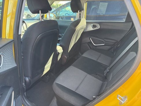 Used 2020 Kia Soul LX image 25