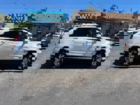 Used 2014 Cadillac SRX Luxury w/ Driver Awareness Package image 3