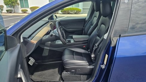 Used 2022 Tesla Model Y Performance image 16