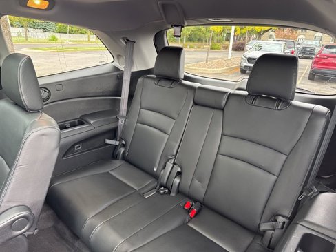 Used 2017 Honda Pilot Elite image 22