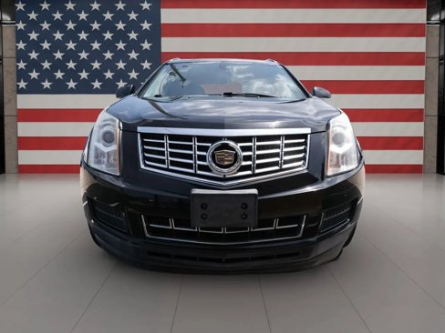 Used 2016 Cadillac SRX Luxury image 9