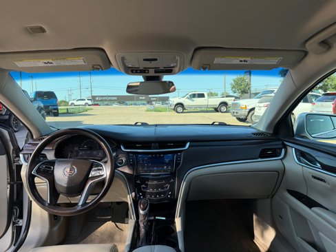 Used 2015 Cadillac XTS Luxury image 23