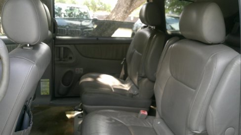 Used 2005 Toyota Sienna XLE image 28