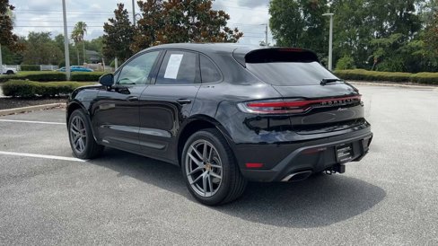 New 2025 Porsche Macan image 6