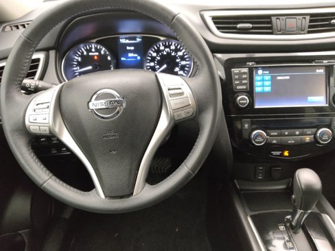 Used 2015 Nissan Rogue SL image 22
