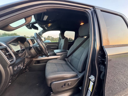 Used 2019 RAM 1500 Big Horn image 12
