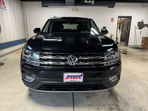 Used 2019 Volkswagen Atlas SEL Premium image 2