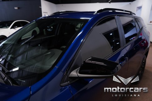 Used 2023 GMC Terrain SLE w/ Driver Convenience Package image 12