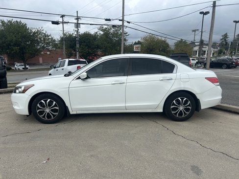Used 2010 Honda Accord LX image 9