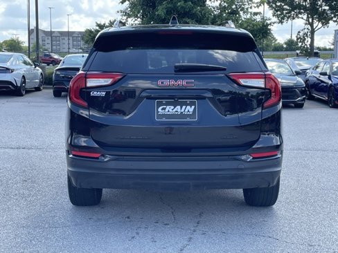 Used 2022 GMC Terrain SLT w/ Infotainment Package II image 6