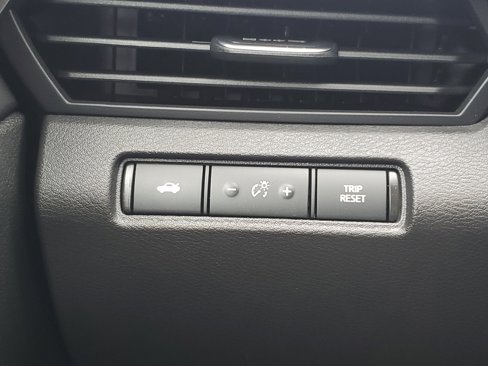 Used 2024 Nissan Altima 2.5 SV image 33