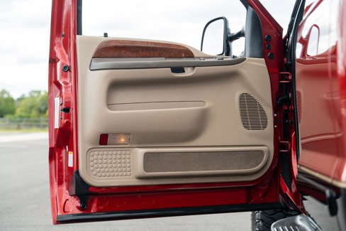 Used 2001 Ford F350 Lariat image 28