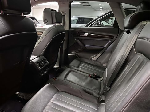 Used 2018 Audi Q5 2.0T Premium Plus w/ Premium Plus Package image 16