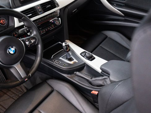 Used 2016 BMW 320i Sedan image 32