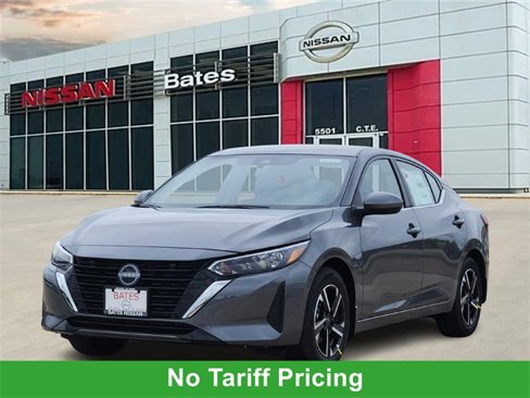 New 2025 Nissan Sentra SV image 2