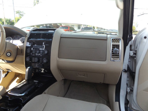 Used 2012 Ford Escape Limited image 25