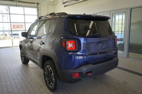 Used 2016 Jeep Renegade Trailhawk image 11
