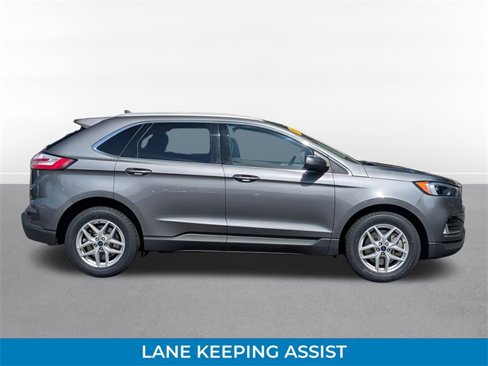Certified 2022 Ford Edge SEL w/ Convenience Package image 2
