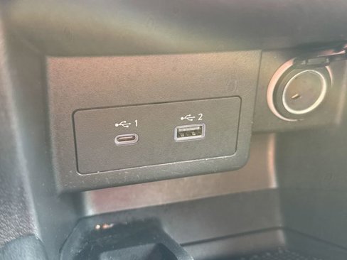 Used 2022 Nissan Kicks SV image 20