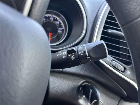Used 2019 Jeep Cherokee Latitude w/ Popular Appearance Group image 27