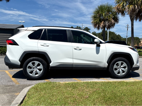 Used 2020 Toyota RAV4 LE image 24