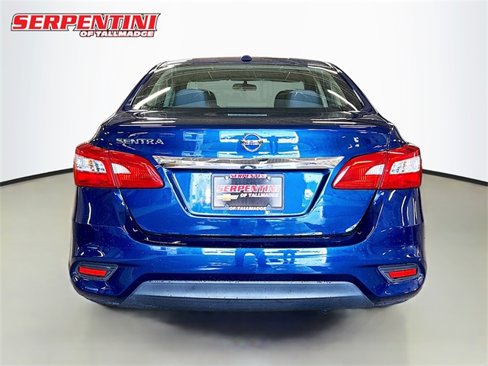 Used 2019 Nissan Sentra SV image 8