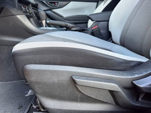 Used 2019 Subaru Crosstrek 2.0i w/ Eyesight System image 12