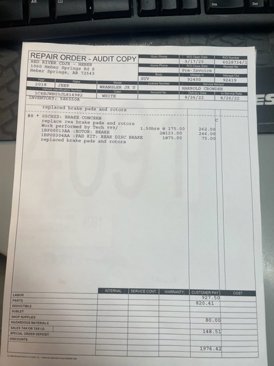 Used 2018 Jeep Wrangler Unlimited Sahara w/ Connectivity Group image 29