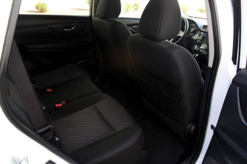 Used 2020 Nissan Rogue SV image 16