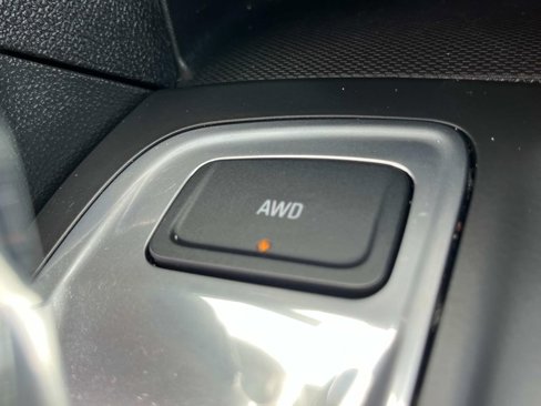 Certified 2021 Chevrolet Equinox LS image 30
