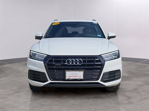 Used 2020 Audi Q5 2.0T Premium w/ Titanium Sport Package image 2
