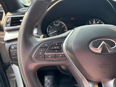Used 2021 INFINITI QX50 Luxe image 11