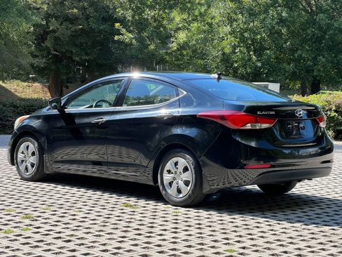 Used 2016 Hyundai Elantra SE image 7