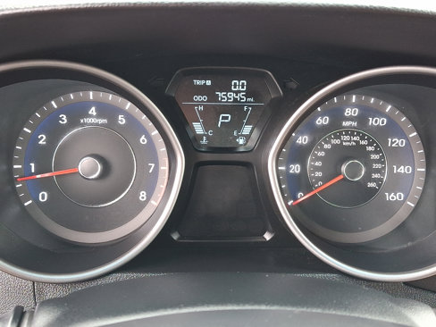 Used 2012 Hyundai Elantra Limited image 23