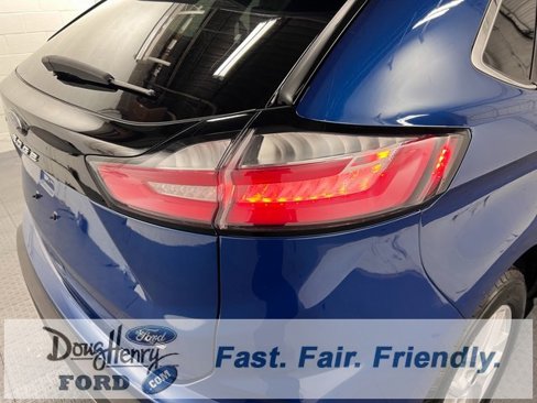 Used 2024 Ford Edge SEL image 11