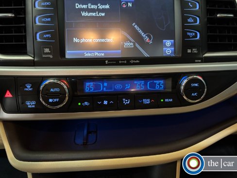 Used 2018 Toyota Highlander Limited Platinum image 26