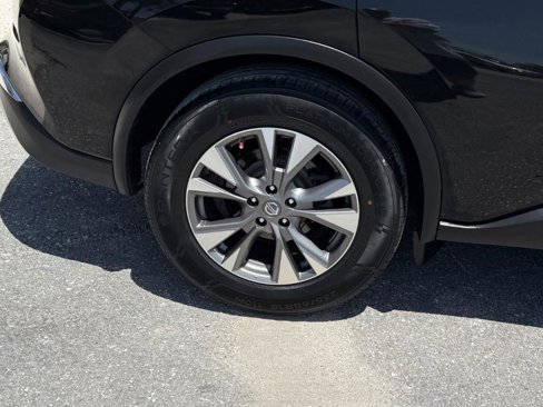 Used 2018 Nissan Murano SV image 9