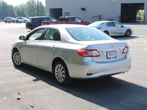 Used 2013 Toyota Corolla LE image 7